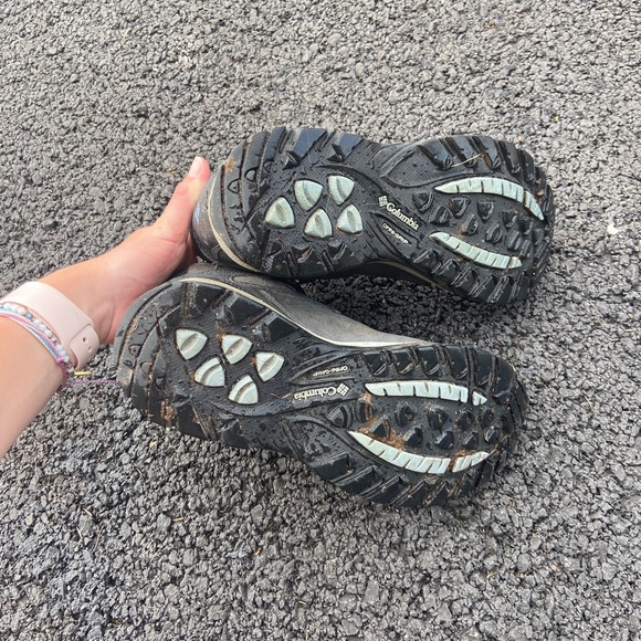 women’s columbia hiking boots - Picture 5 of 5